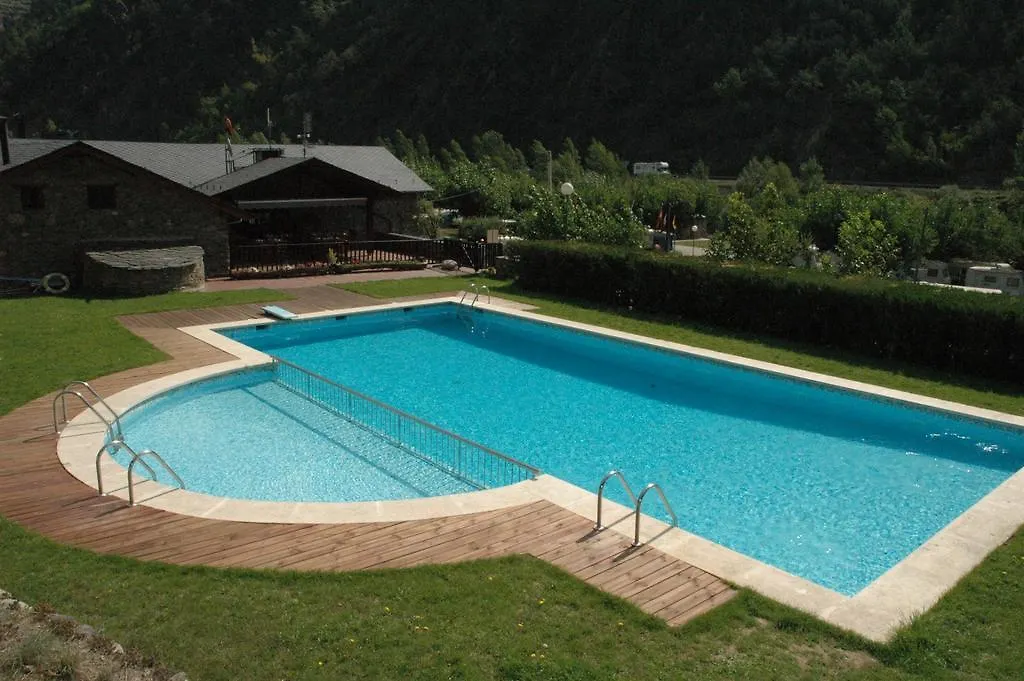 Campsite Frontera Bungalow Park Farga de Moles