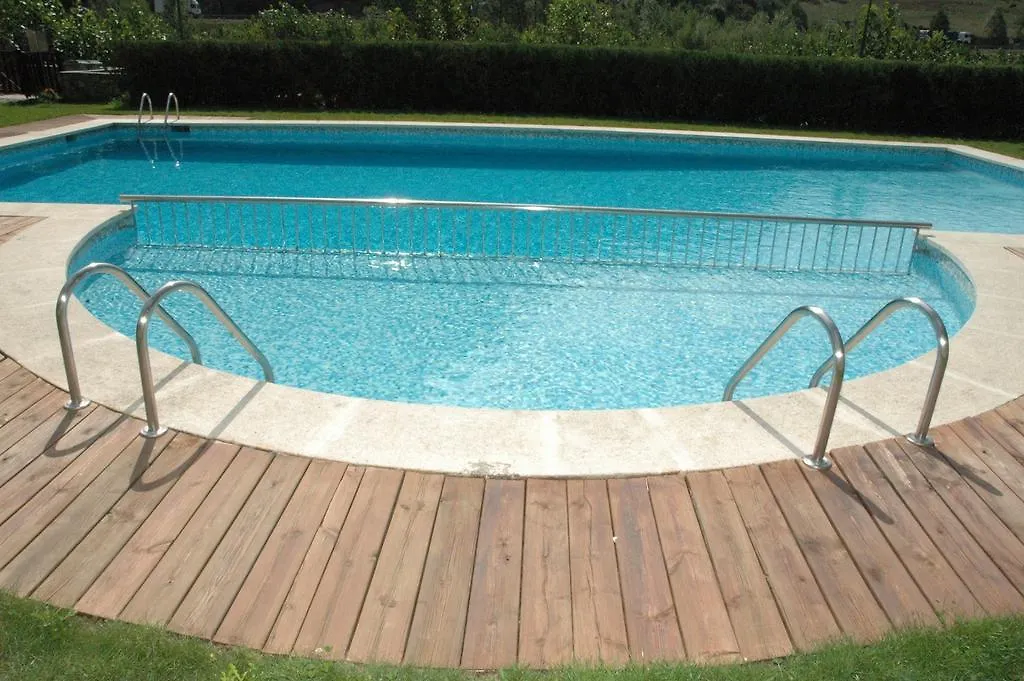 Frontera Bungalow Park Farga de Moles Campsite