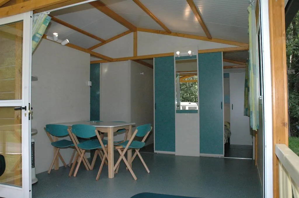 Frontera Bungalow Park Farga de Moles